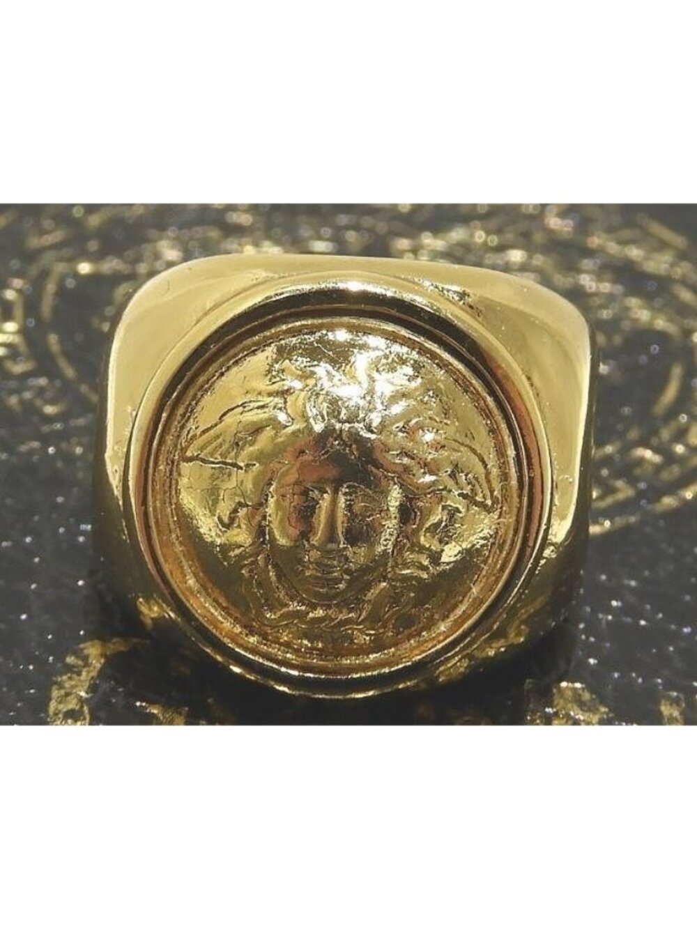 Versace Gianni Ring Medusa Gold Color Vintage